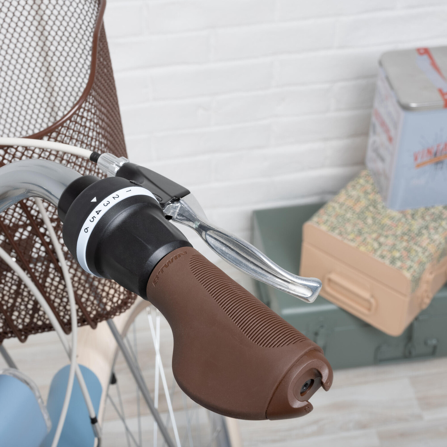 

Поворотный переключатель Gripshift 6-кратный microSHIFT ELOPS