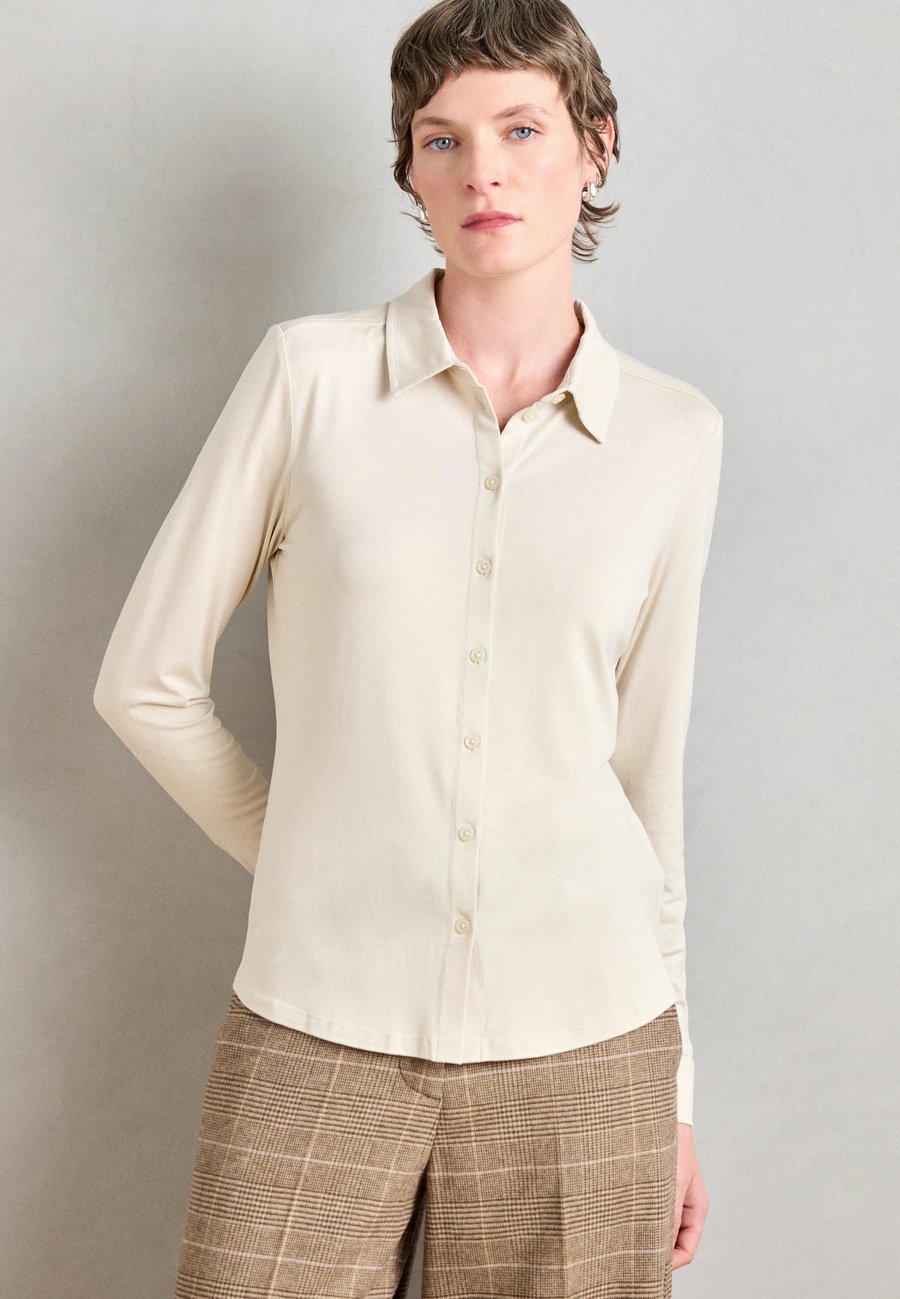 

Блуза Marc O'Polo BLOUSE LONG SLEEVE COLLAR BUTTON PLACKET, Natural Stone/Beige