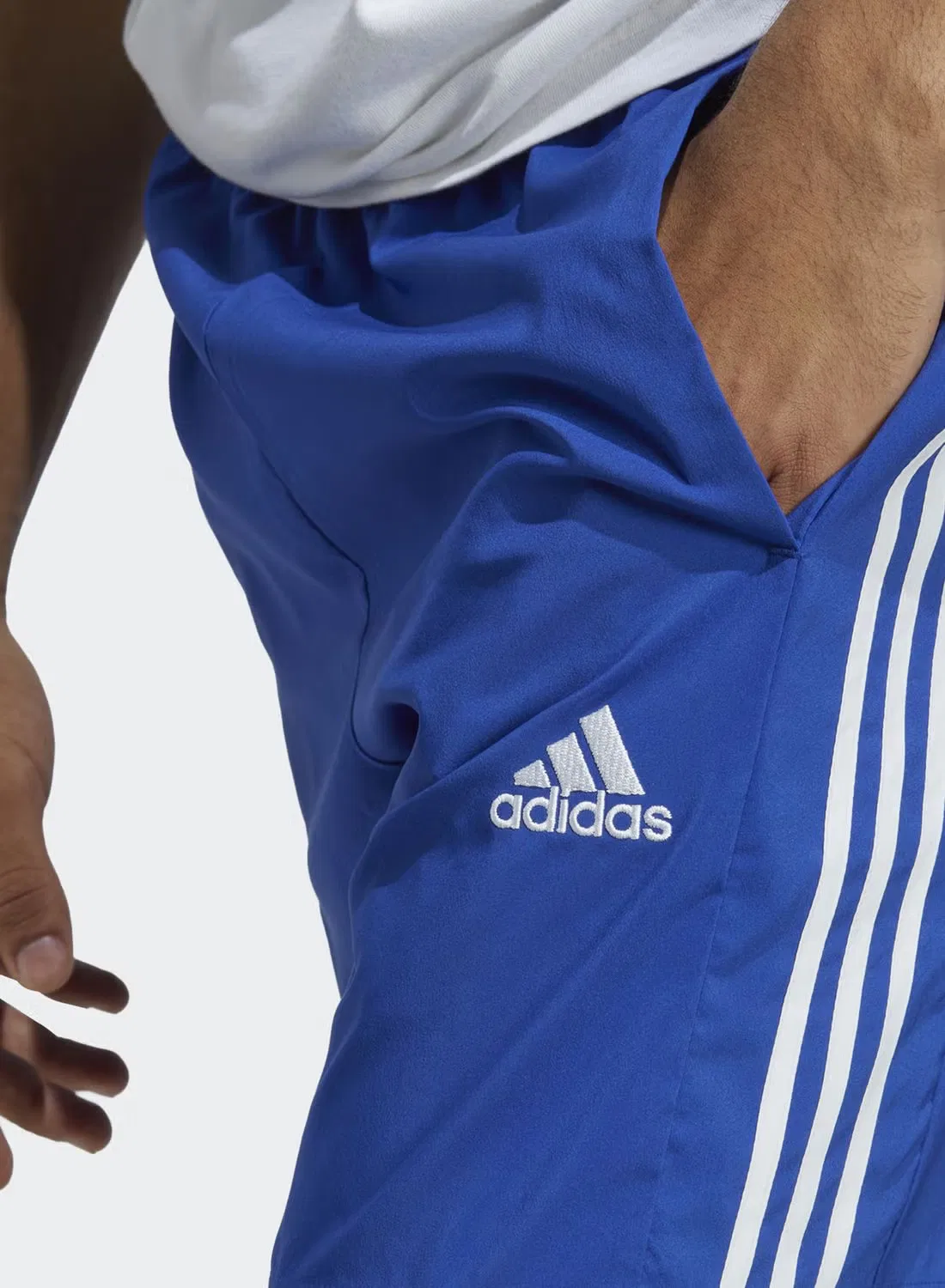 Шорты спортивные с технологией AEROREADY Chelsea 3-Stripes Adidas, синий — фото 3