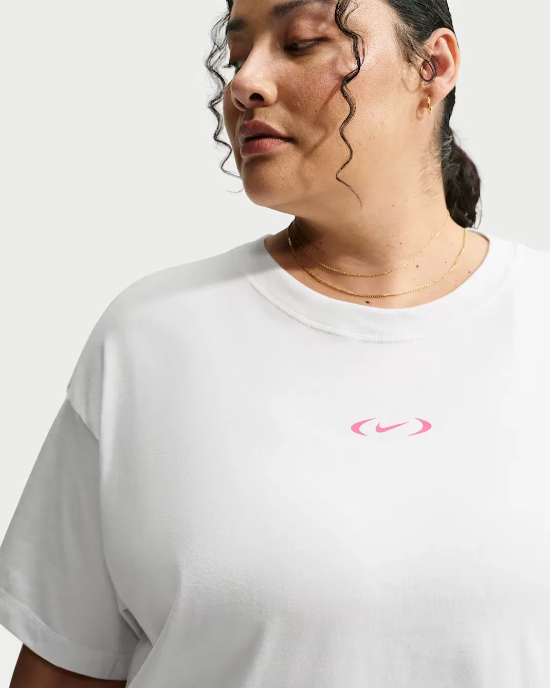 Женская свободная футболка (большие размеры) Nike Sportswear Classic, Summit White — фото 3
