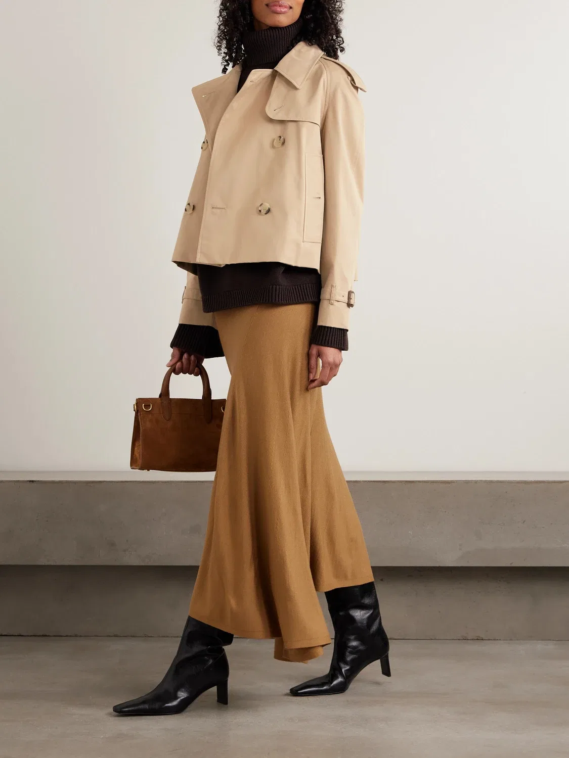 Двубортный хлопковый тренч из габардина BURBERRY, бежевый — фото 2
