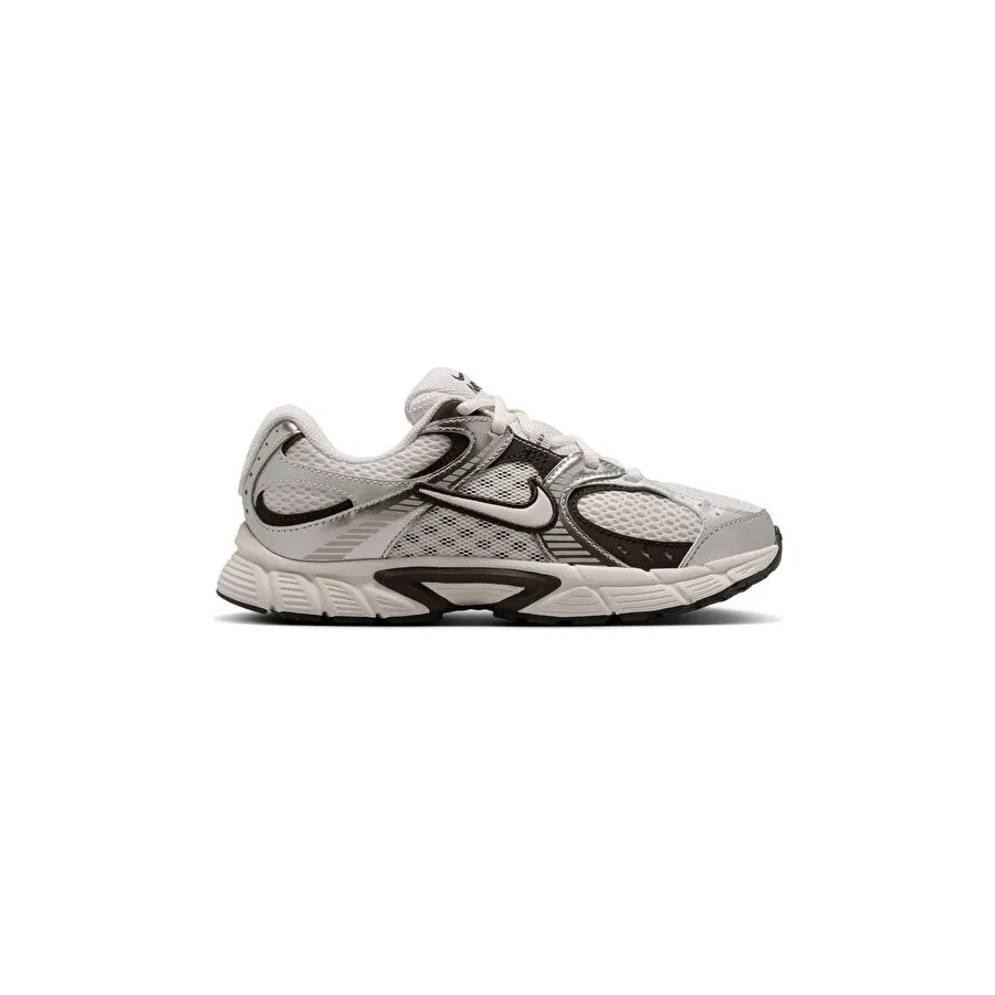 Кроссовки для мальчиков Nike V5 RNR (GS) HQ6411-005, Разноцветный