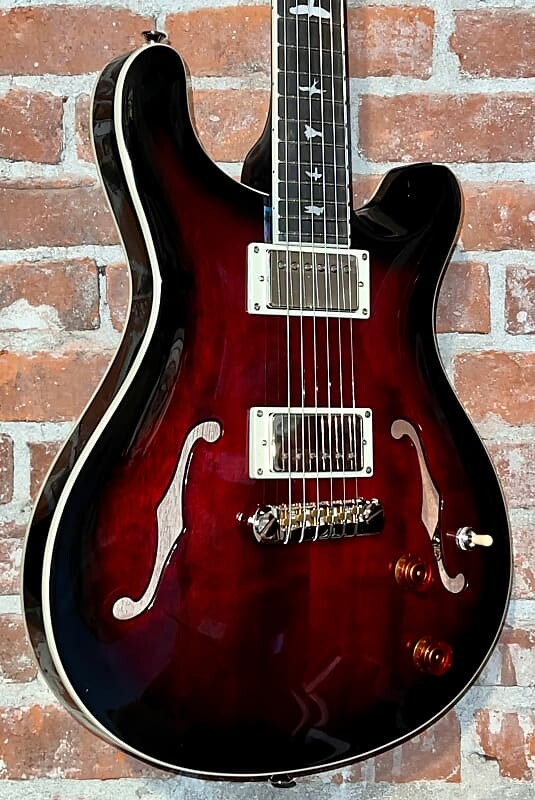 

PRS SE Hollowbody Standard 2020 — настоящее время — огненно-красный взрыв