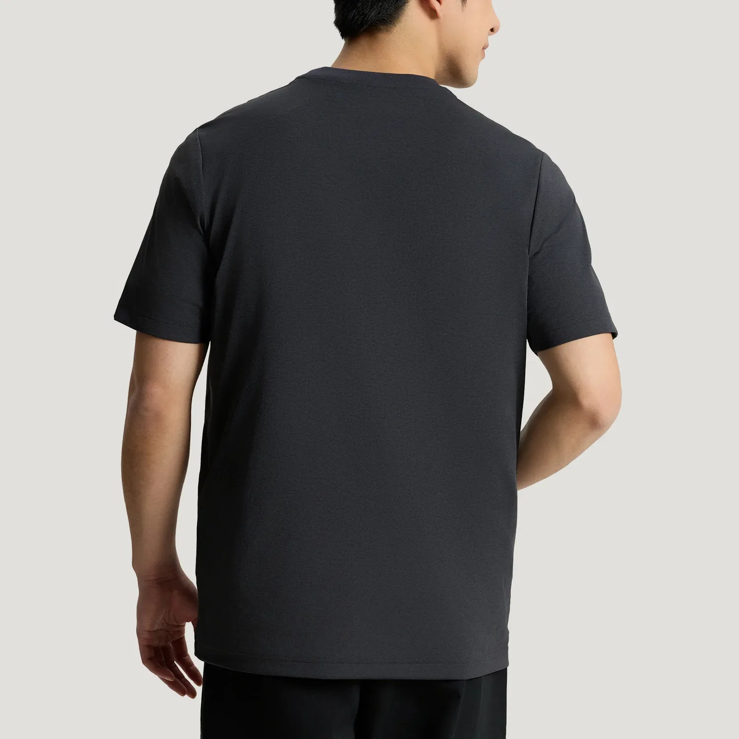Женская футболка с круглым вырезом Solid Gray Adidas, Solid Gray — фото 4
