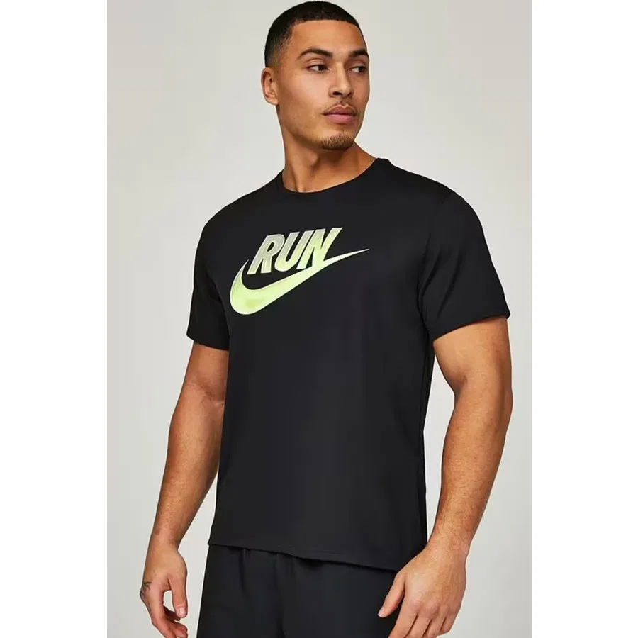 Футболка спортивная с принтом Run Energy Miler SS Nike, Черный — фото 2