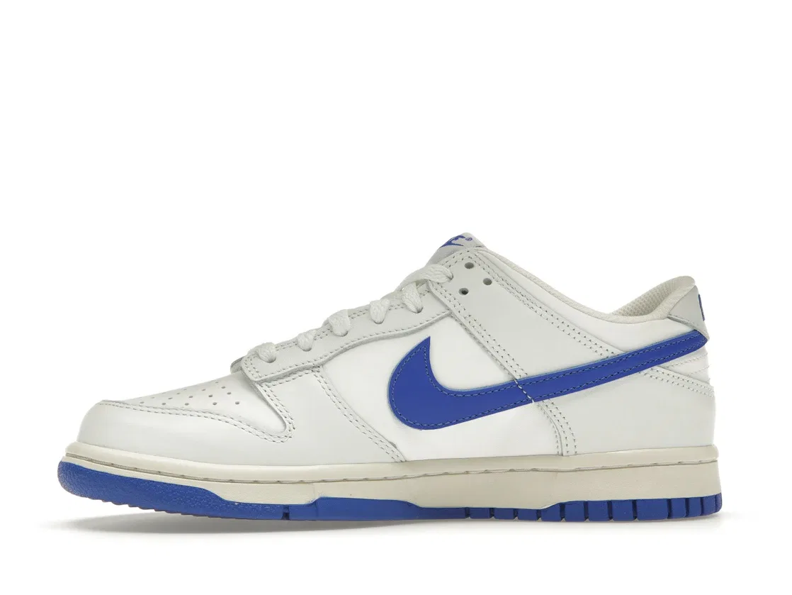 Детские кроссовки с классическим дизайном Nike Dunk Low Nike, Summit White/Hyper Royal — фото 3
