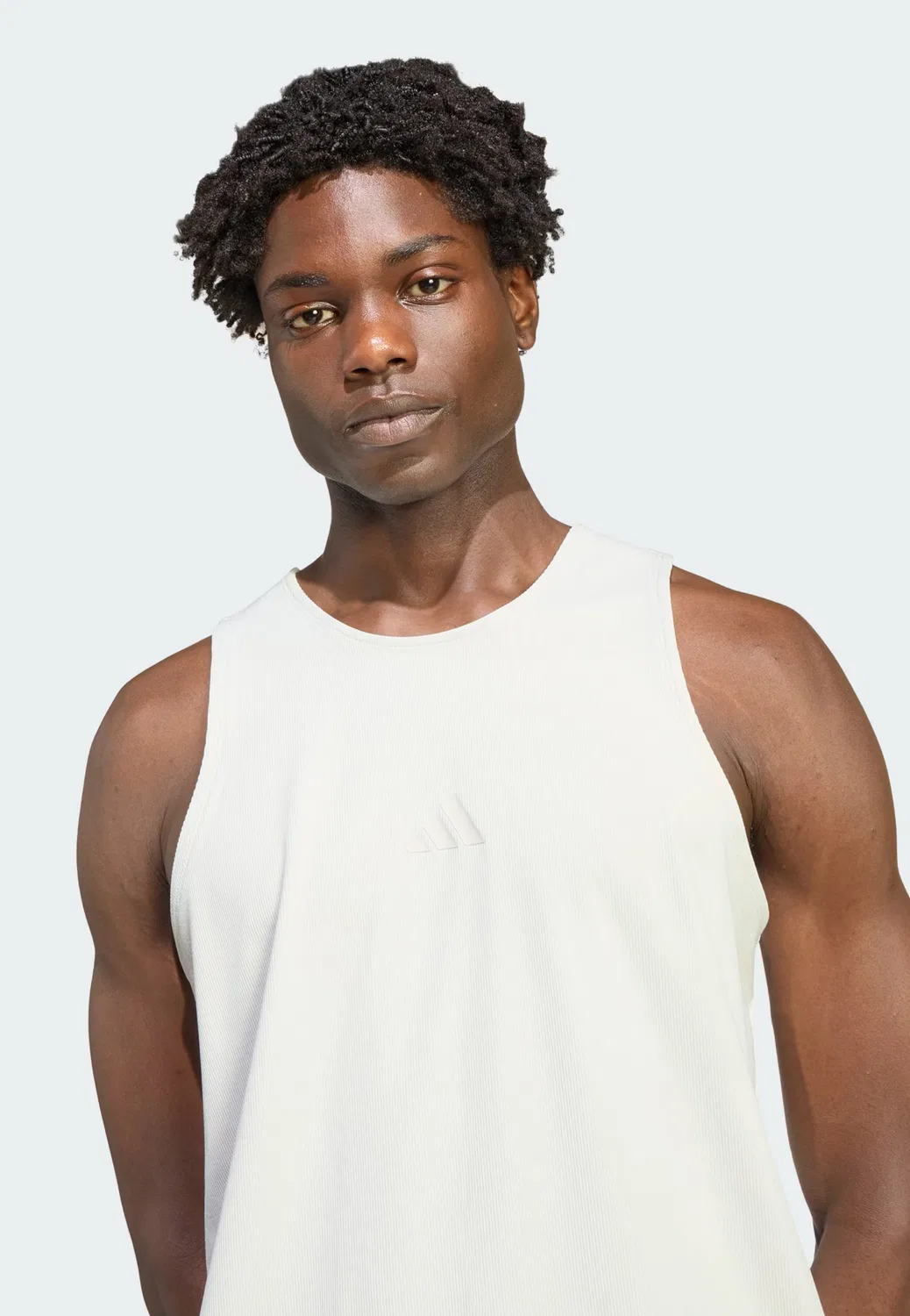 Спортивная футболка Adidas Performance Shirt Puremotion жемчужно-белого цвета — фото 4