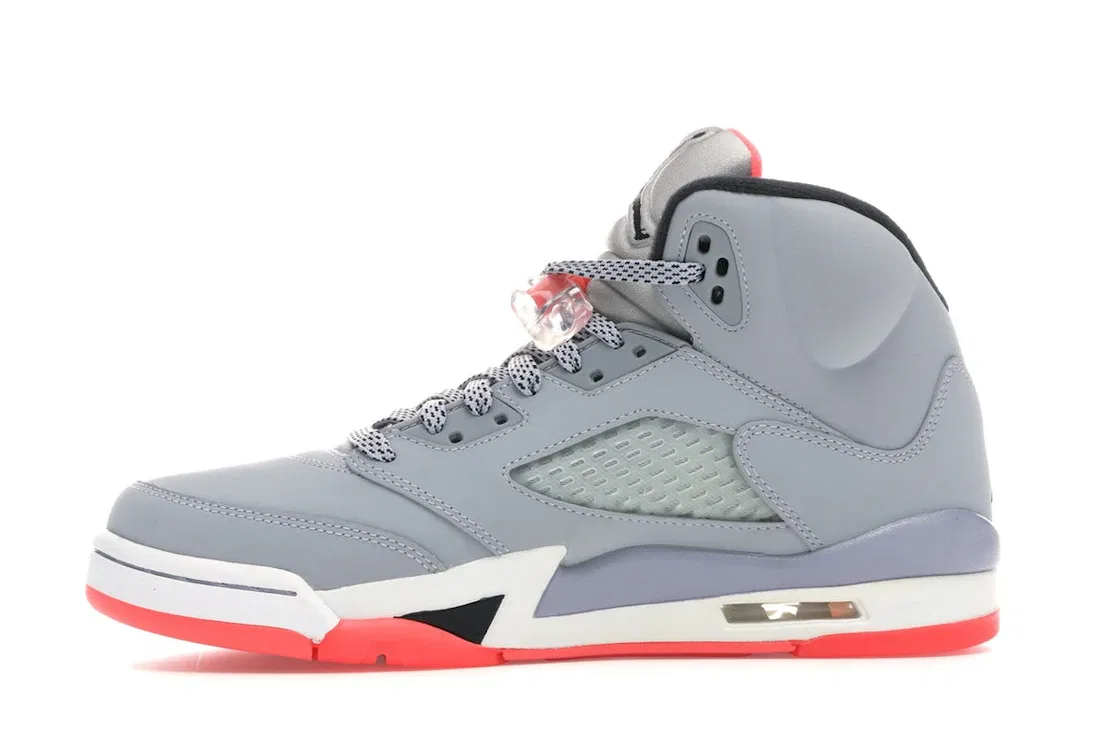Детские кроссовки Lifestyle Jordan 5 Retro, Wolf Grey/Black-Hot Lava-White — фото 3