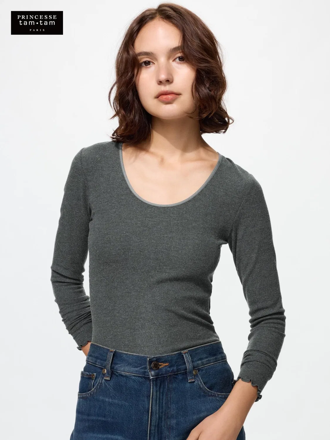 Футболка Uniqlo HeatTech, из кашемировой смеси с U-образным вырезом в рубчик, темно-серый