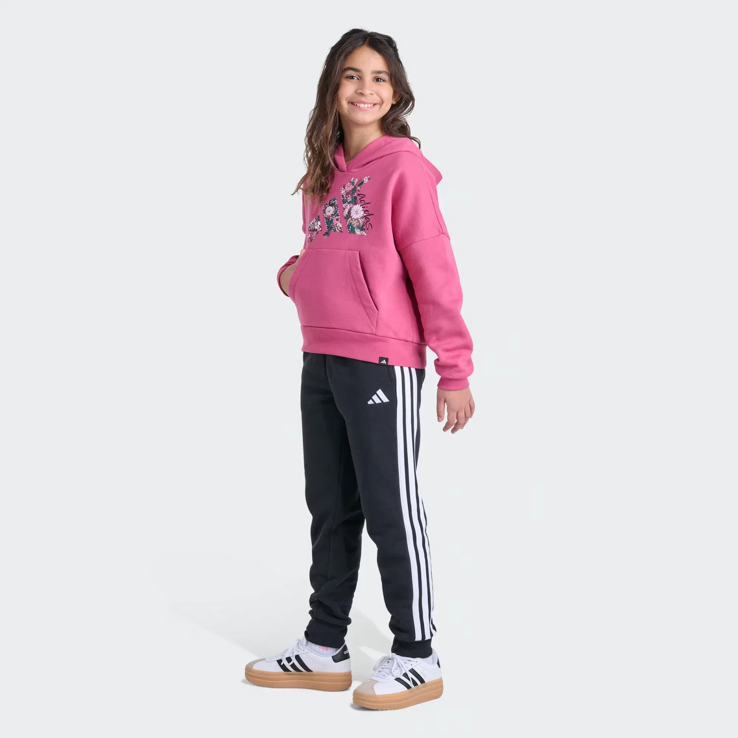 Детское худи с принтом GFX Adidas Sportswear, темно-пурпурный — фото 3