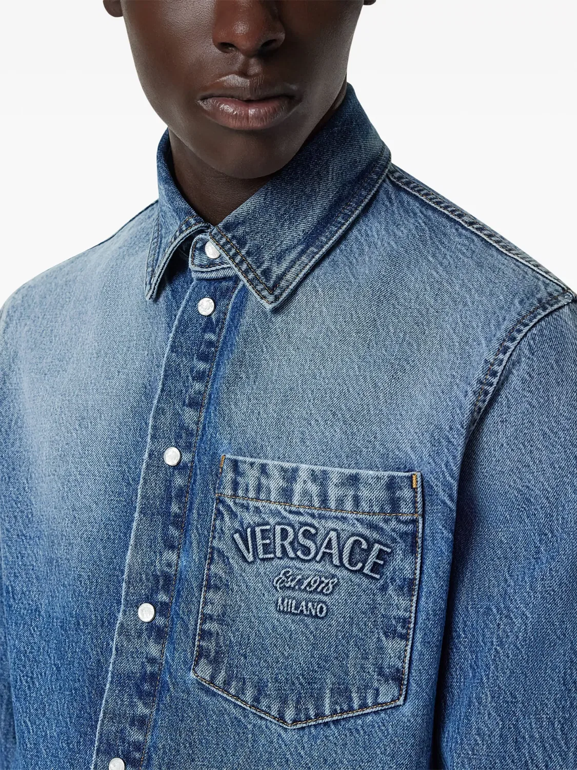 Джинсовая рубашка Milano Stamp Versace, синий — фото 4