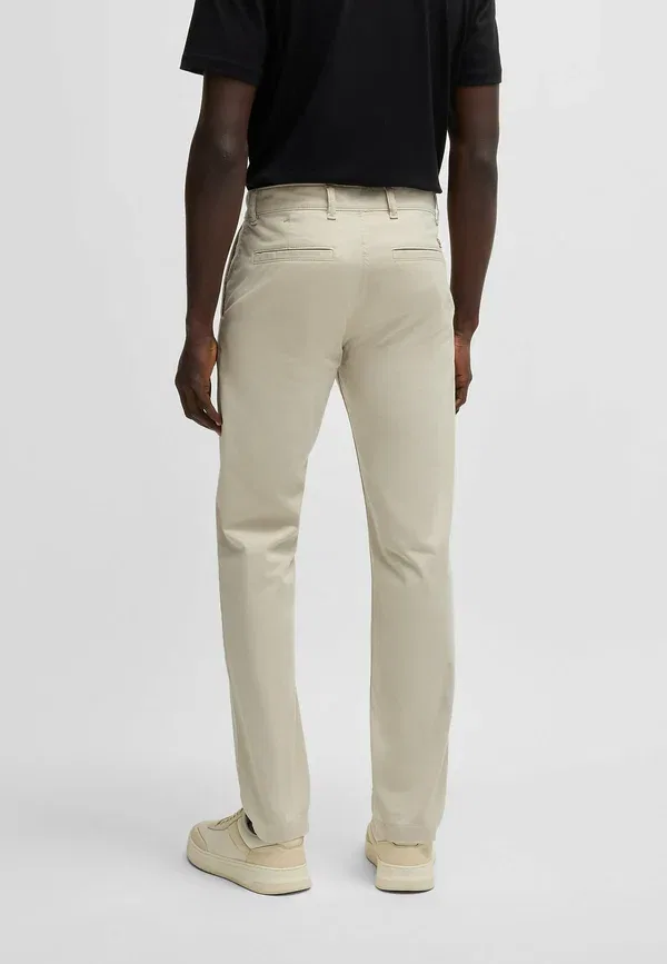 Штаны чинос Boss, модель Chino regular, цвет светло-бежевый — фото 3