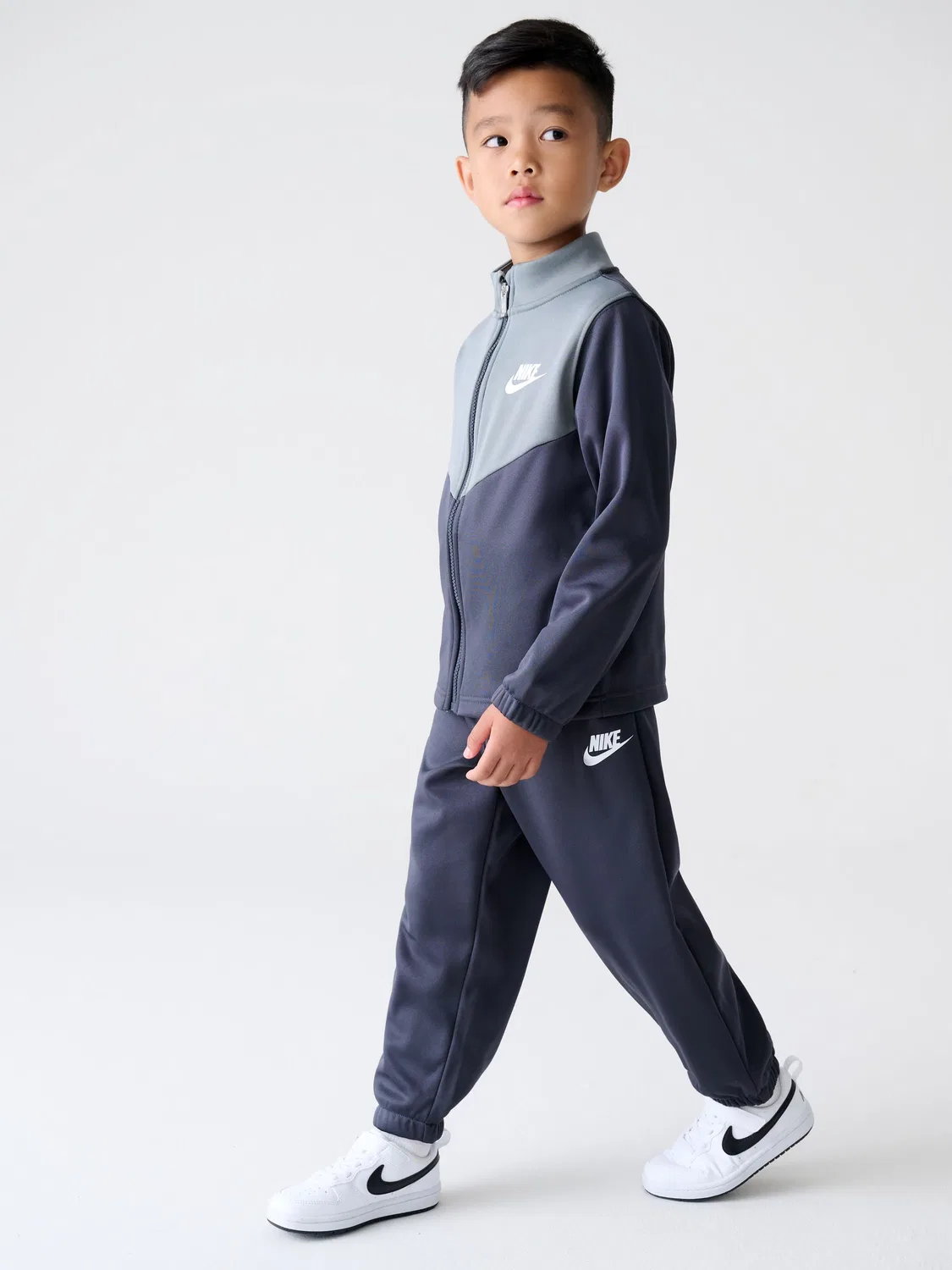Спортивный костюм Nike Grey Little Kids Lifestyle Essentials Poly, серый