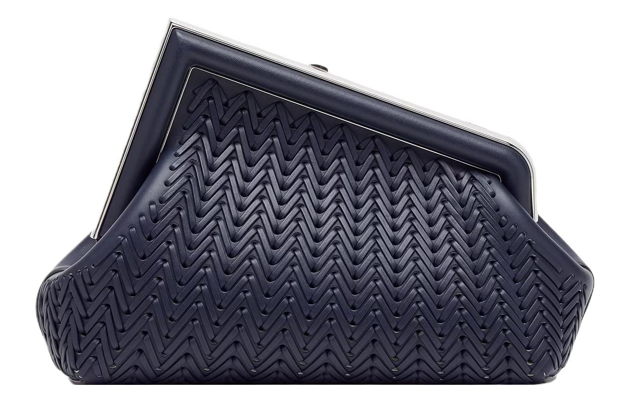 FENDI Первая клатч на одно плечо из телячьей кожи малого размера для женщин в цвете Midnight Blue — фото 4
