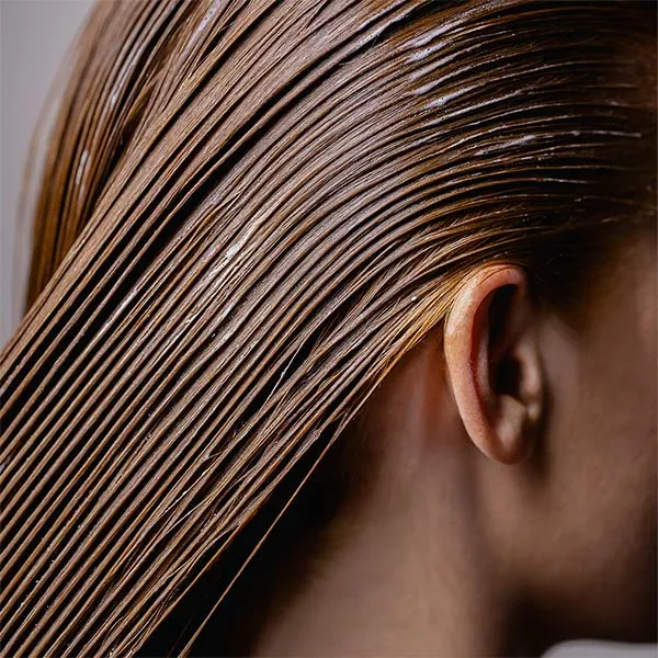 Маска для лица Hair Rituel By Sisley — Регенерирующая для волос Masque Soin Régénérant, 200 мл — фото 4