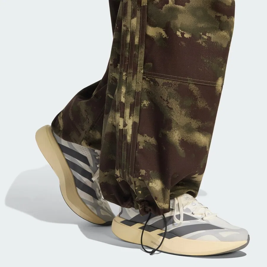 Брюки-карго свободного кроя ADIDAS ORIGINALS «КАМУФЛЯЖ» зеленого и хаки цвета — фото 4