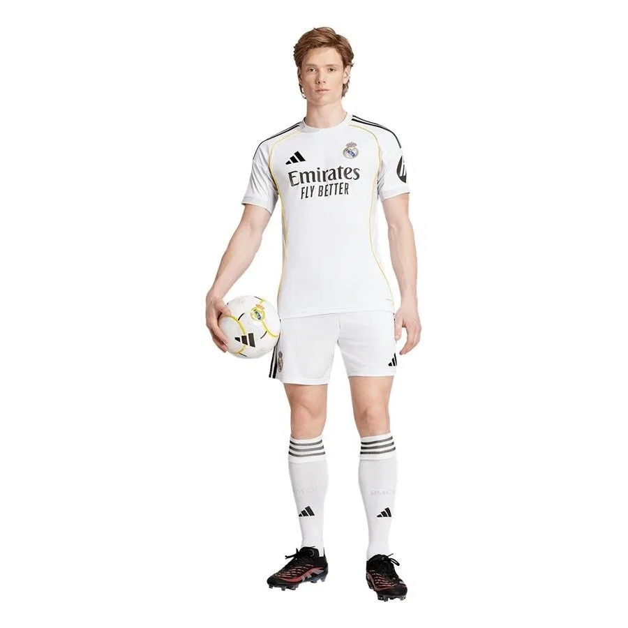 Шорты спортивные с вышитым гербом Real Madrid adidas, Белый — фото 4