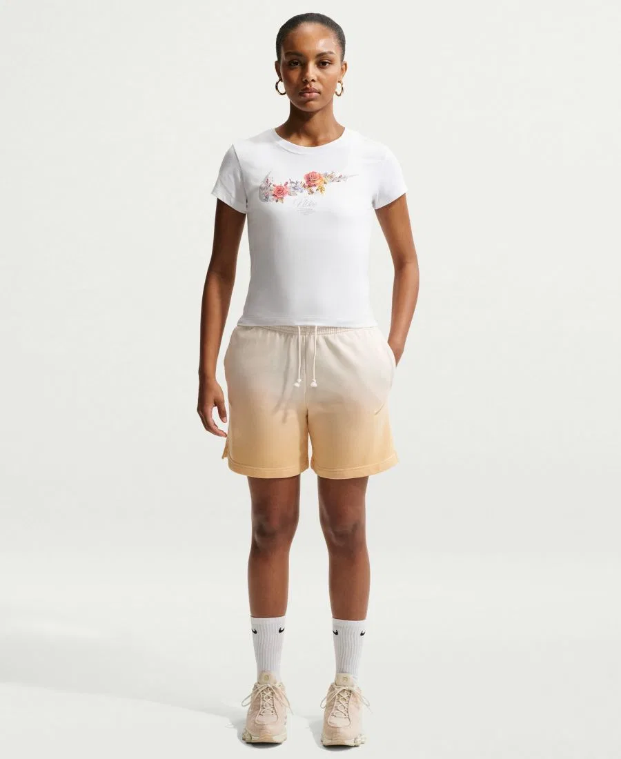 Футболка женская с коротким рукавом Nike Sportswear Chill Knit, White/Platinum Tint