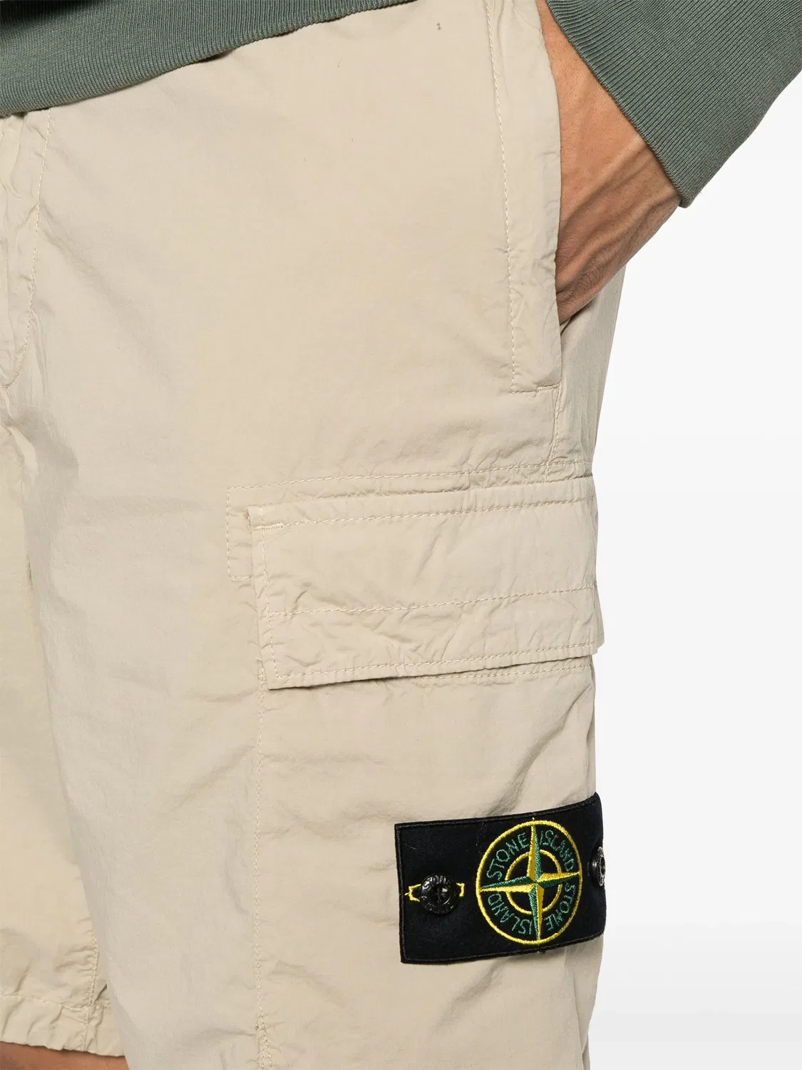 Шорты-карго с эмблемой компаса Stone Island, нейтральные — фото 2