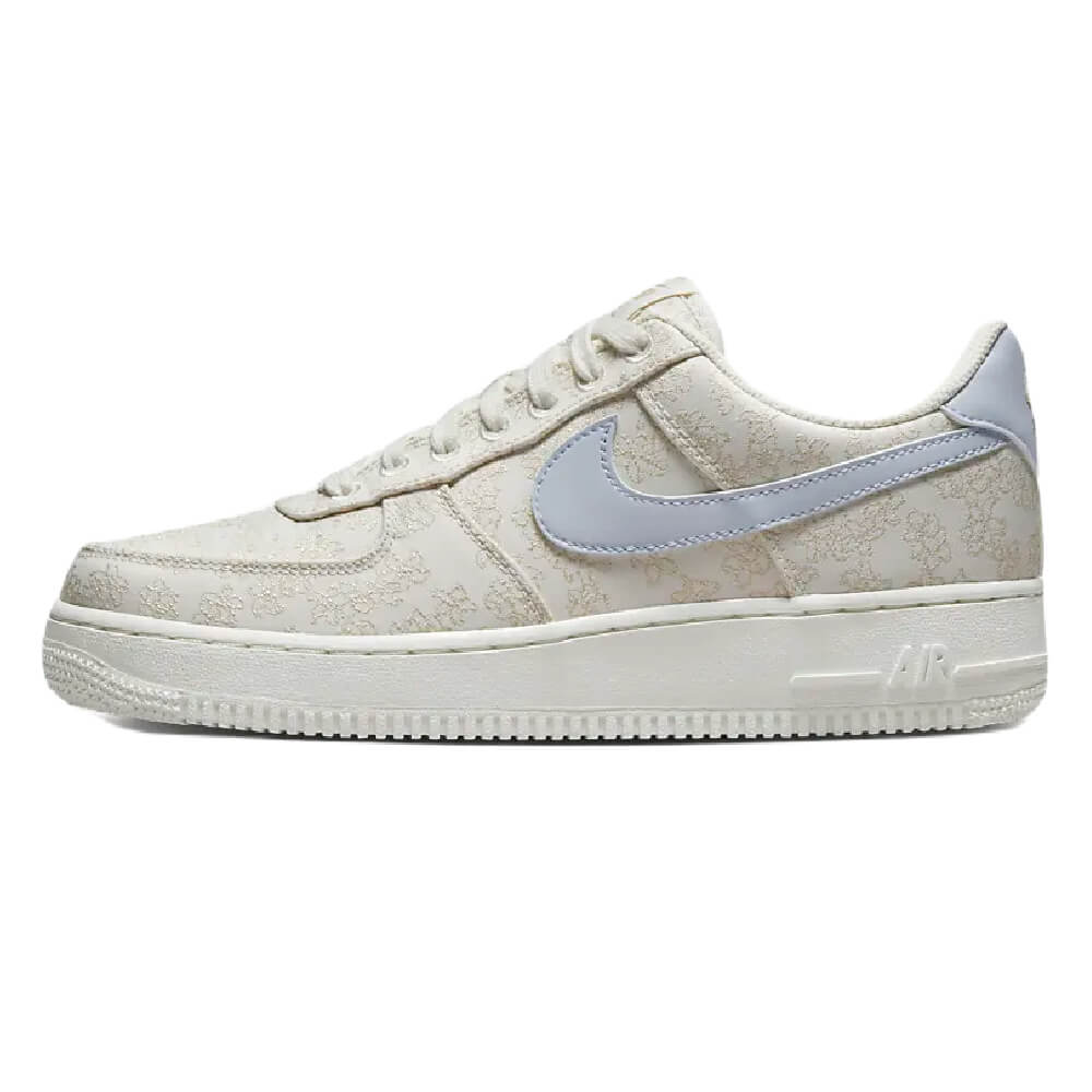 Кросcовки Nike Air Force 1 '07 SE, бежевый/желтый - фото