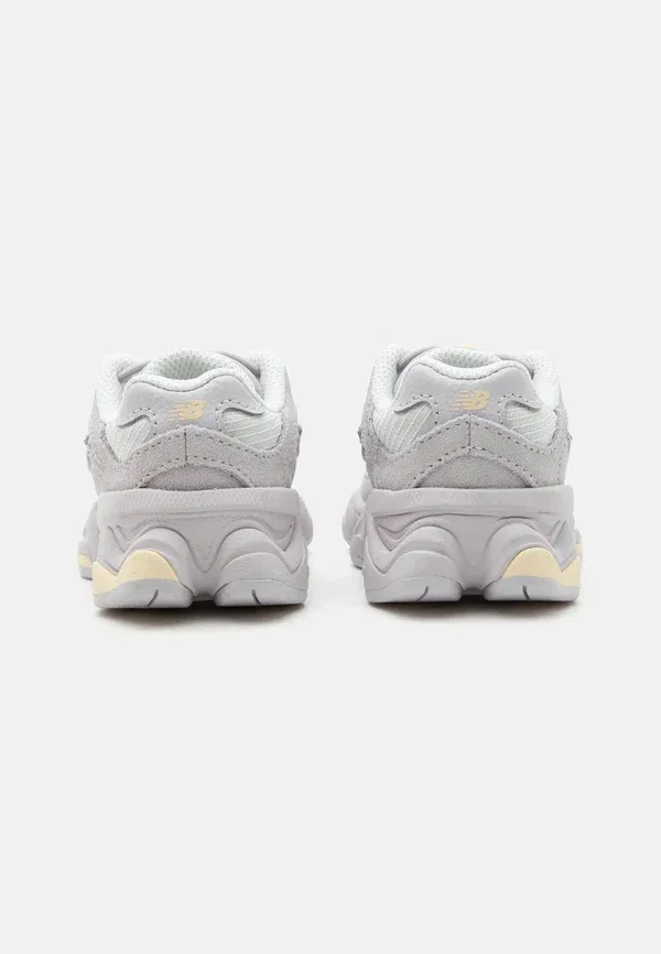 Кроссовки из кожи и текстиля 9060 New Balance, Horizon Grey/Calcium, серый — фото 3