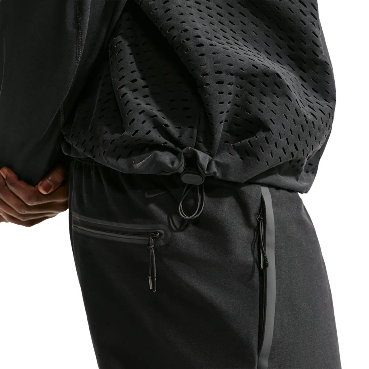 Мужское худи с перфорацией Tech Dri-FIT Shori Perf PO Hoodie Nike, черный — фото 4