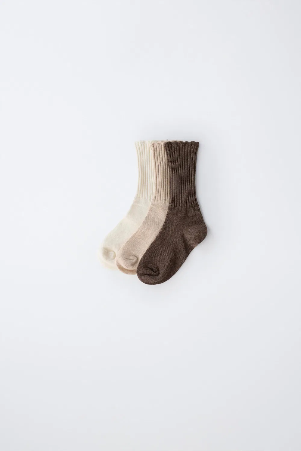 Набор из 3 махровых носков средней длины. ZARA, Light beige