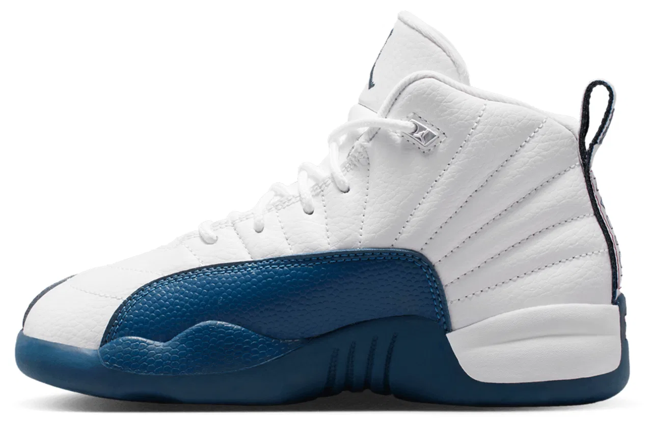 Кроссовки для мальчиков Retro 12 Jordan, цвет French Blue/Metallic Silver/White — фото 2