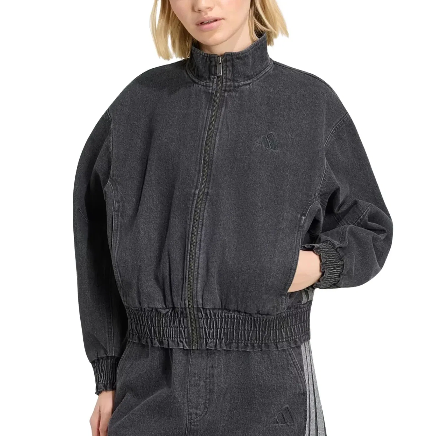 Женская куртка Stadium Washed Denim Loose Fit Jacket Asia Sizing 'Black' adidas, черный — фото 2