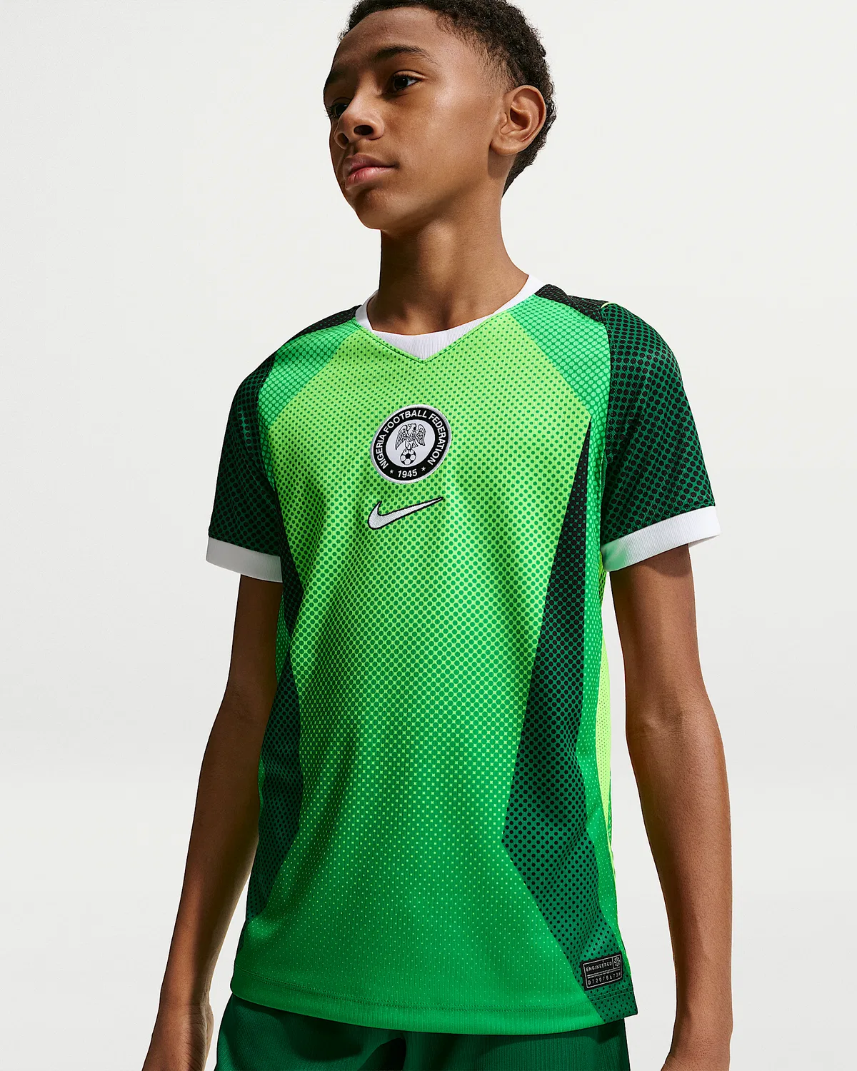 Большие детские футболка Nike Dri-FIT с коротким рукавом Нигерия 2026 Стадиум Хоум, Pine Green/Electric Green/White — фото 3