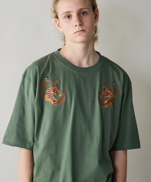 

Rehacer Футболка сувенирная, релакс-фит, Tiger, зеленый