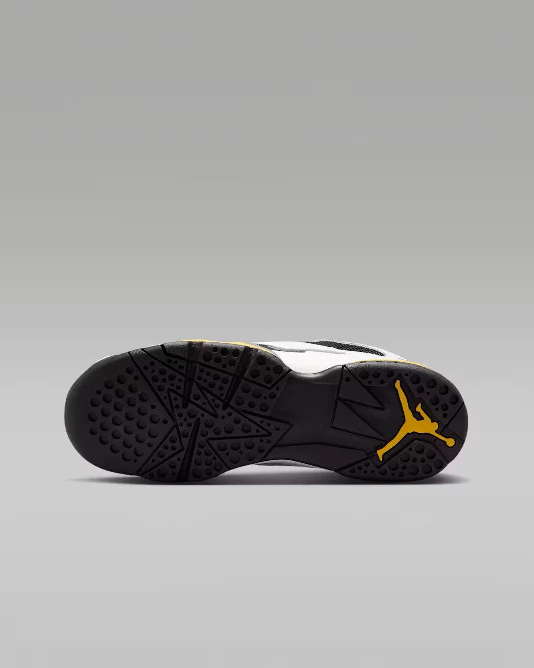 Кроссовки для детей постарше Air Jordan MVP 92, White/Black/Dark Blue Grey/Tour Yellow — фото 2