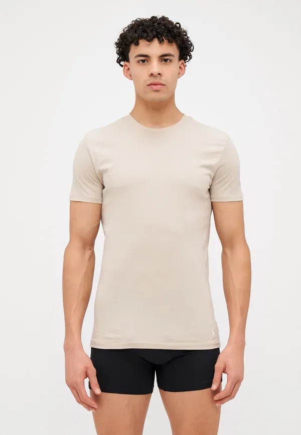 Комплект из 3 футболок Polo Ralph Lauren, черный/темно-серый/бежевый — фото 2