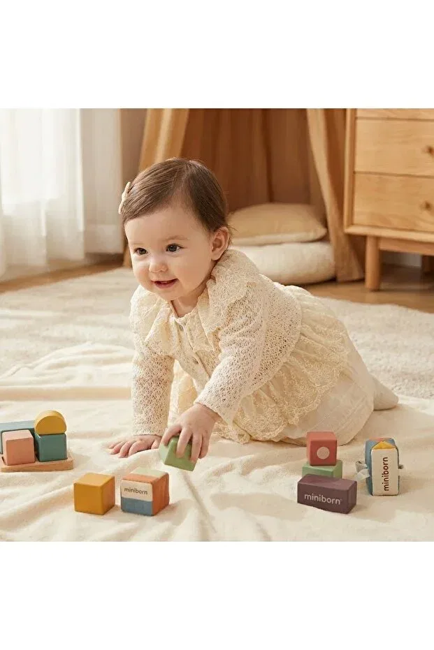 Детский комплект платья и жакета с кружевом для девочек Miniborn, Nude Color — фото 2
