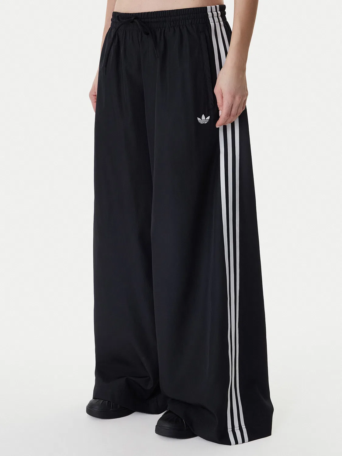 Женские спортивные штаны стандартного кроя Firebird Adilenium Adidas, черный