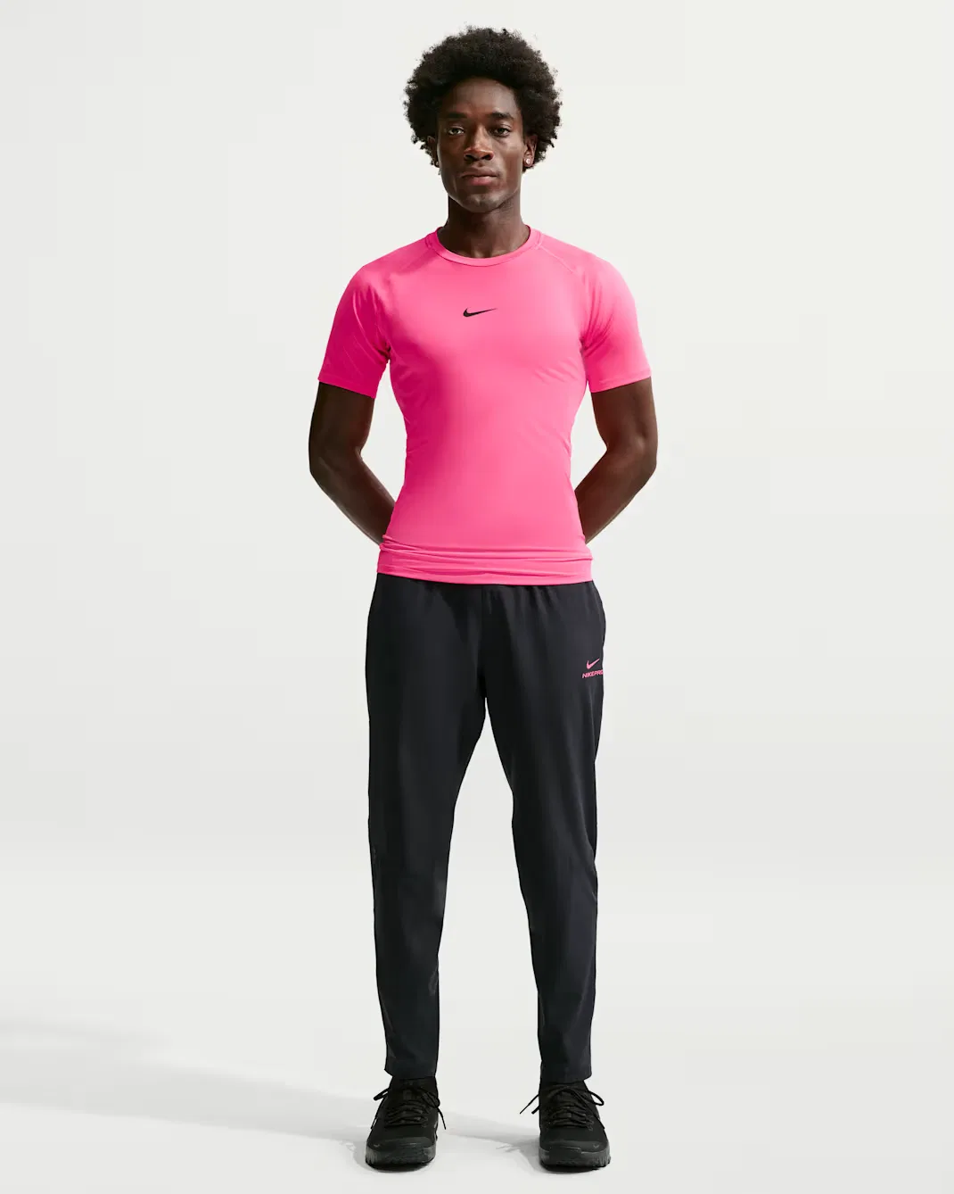 Мужская облегающая спортивная футболка Dri-FIT с коротким рукавом Nike Pro, Hyper Pink/Black — фото 4