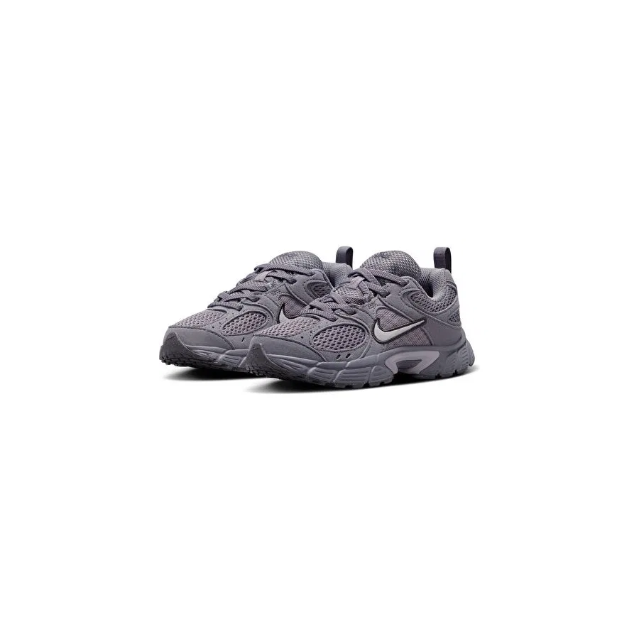Детские кроссовки с замшевым верхом Nike V5 RNR Suede E (PS), Разноцветный — фото 3