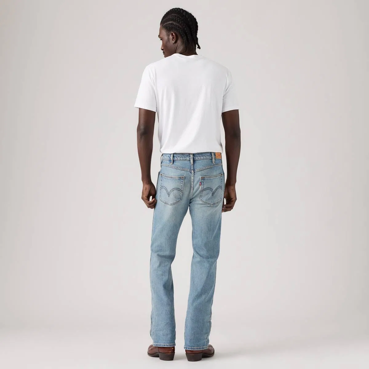 Мужские джинсы в стиле вестерн 507, узкие, расклешенные Levi's, Running Early - Light Wash — фото 3