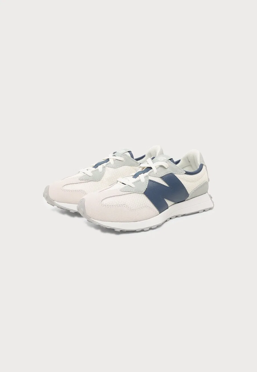 Кроссовки New Balance '327' светло-серого цвета — фото 2