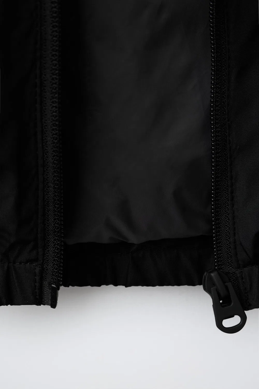 Технический водоотталкивающий дождевик ZARA, Black — фото 4
