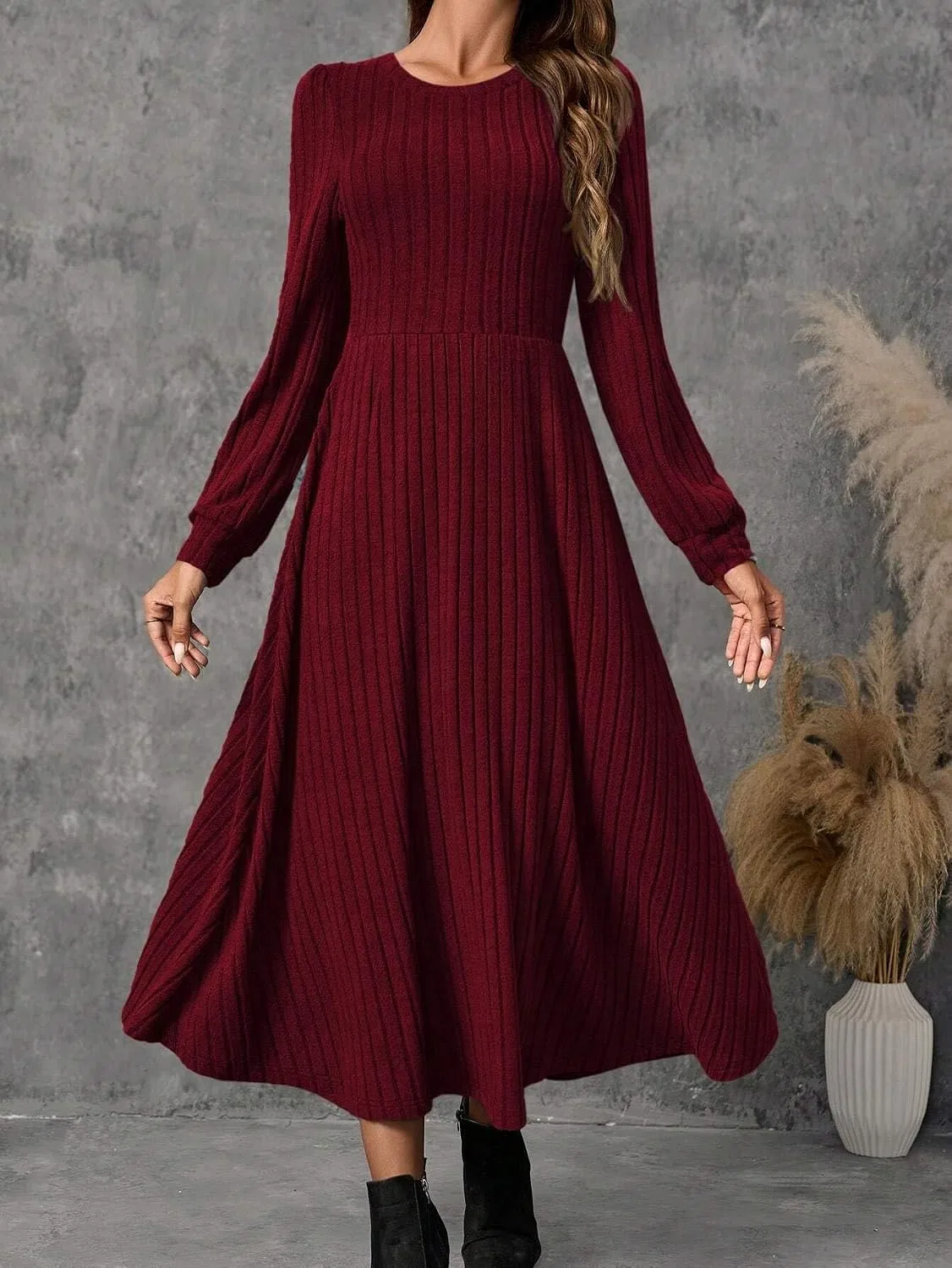 Женское A-силуэта миди-платье с длинными рукавами из рифленого трикотажа, Burgundy — фото 2