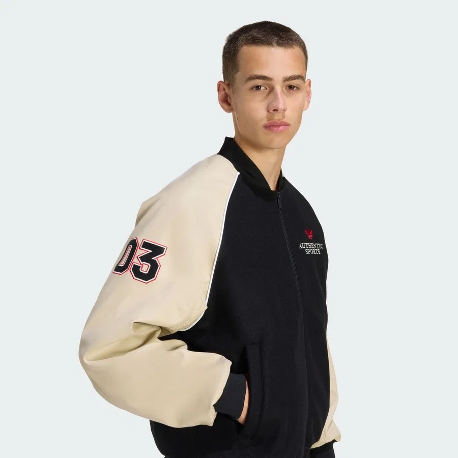 Куртка спортивная с длинным рукавом Originals KE2243 Sst Ceket adidas, Черный — фото 4