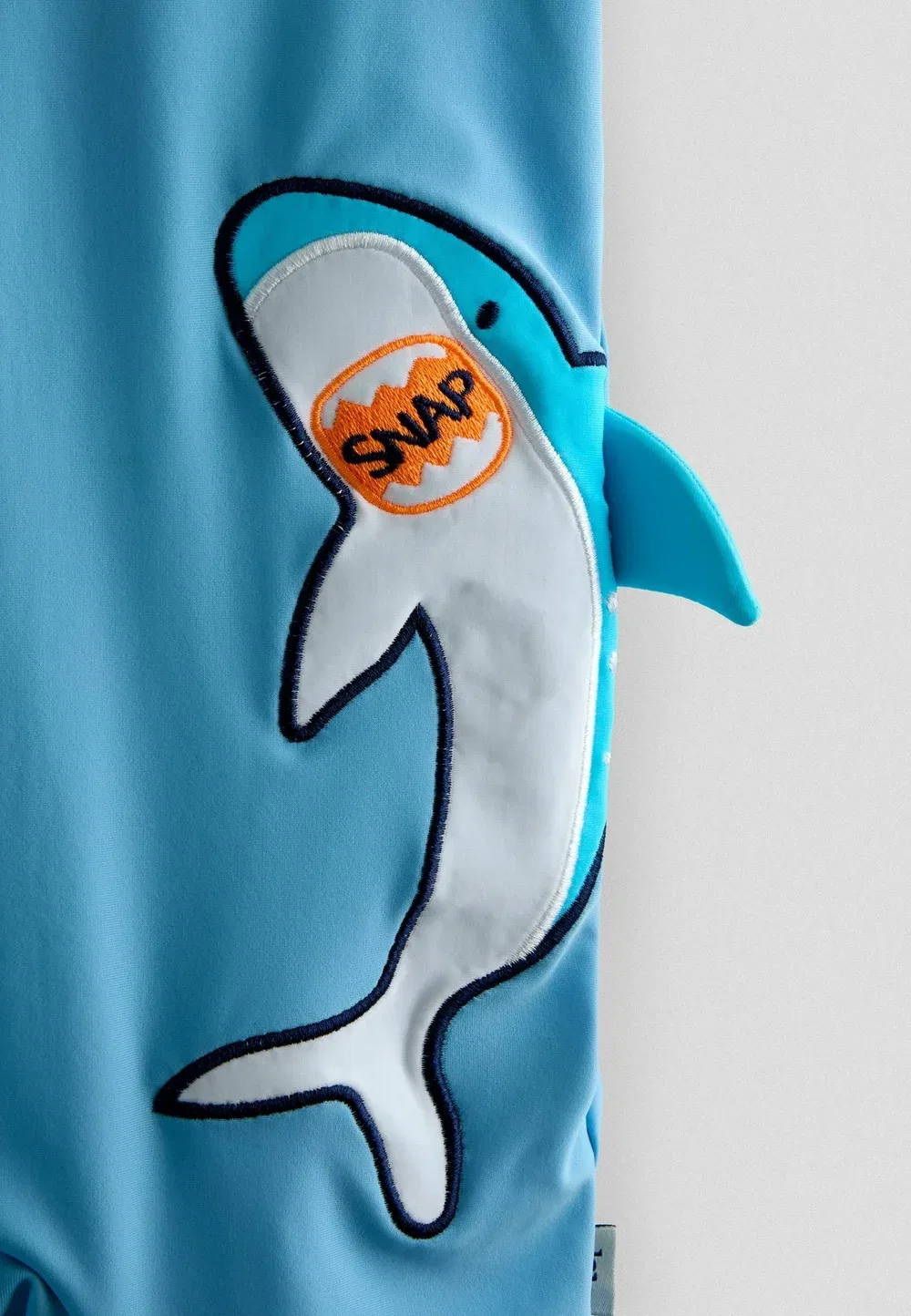 Комбинезон стандартного кроя с аппликацией Jojo Maman Bébé, Blue Shark — фото 4