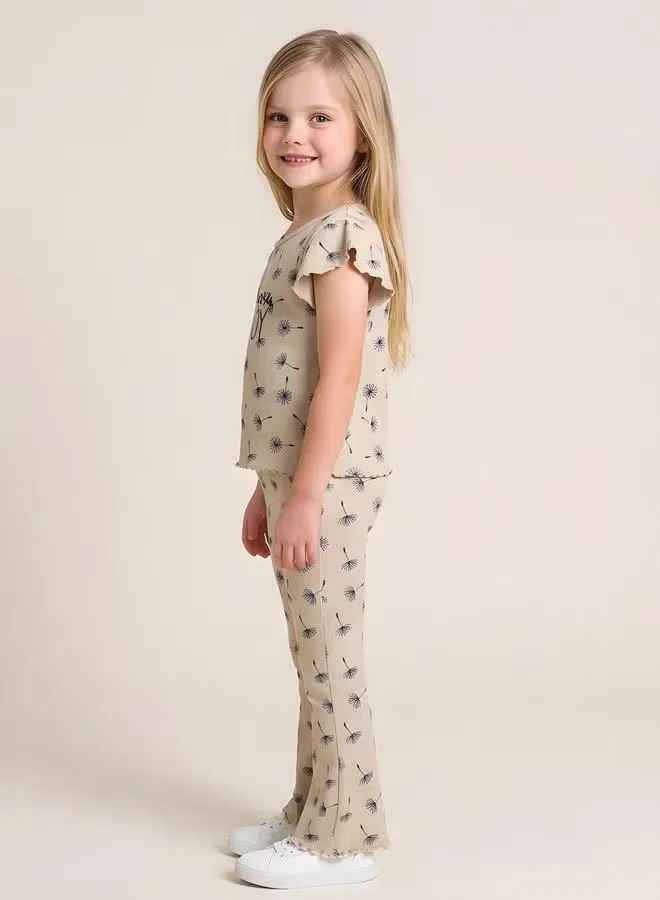 Комплект с оборками и расклешенными брюками Girls ribbed ruffle top and flare pants set Take Two, бежевый — фото 2