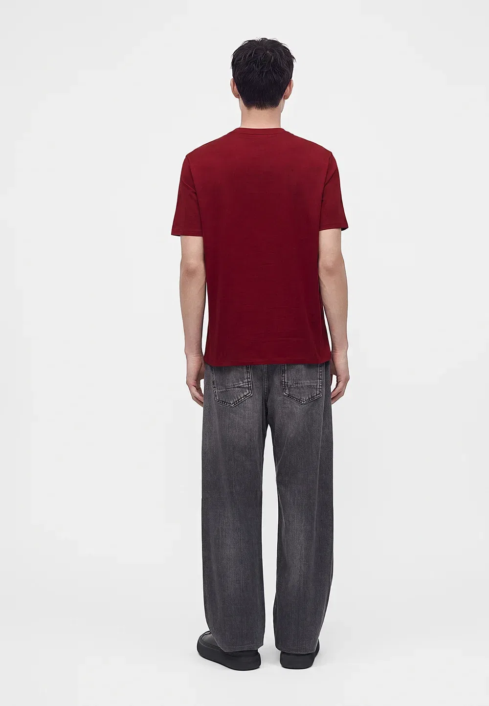 Простая футболка Emporio Armani, Dark Red — фото 3
