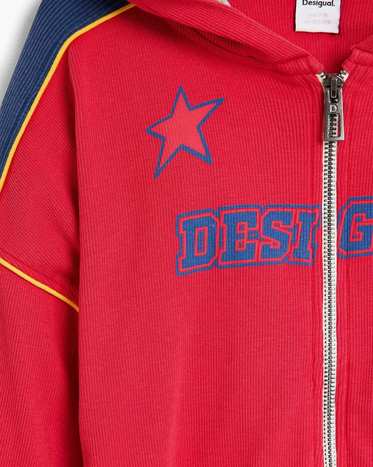 Детская спортивная кофта с капюшоном для девочек с принтом Desigual, Rojo — фото 4