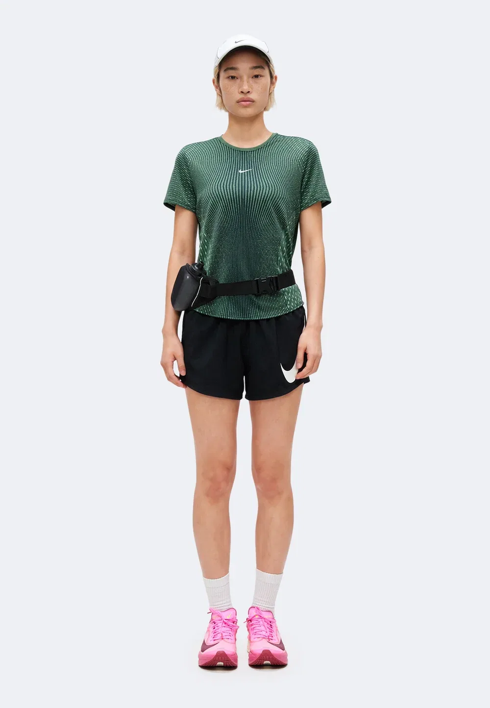 Swift - спортивная футболка Nike Performance, Black/Light Green Spark — фото 2