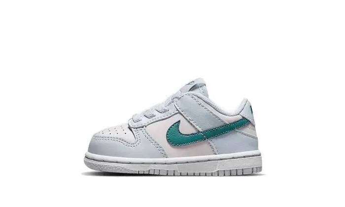Детские кроссовки Dunk Low Mineral Teal/Pearl Pink Nike, Цвет BLAU