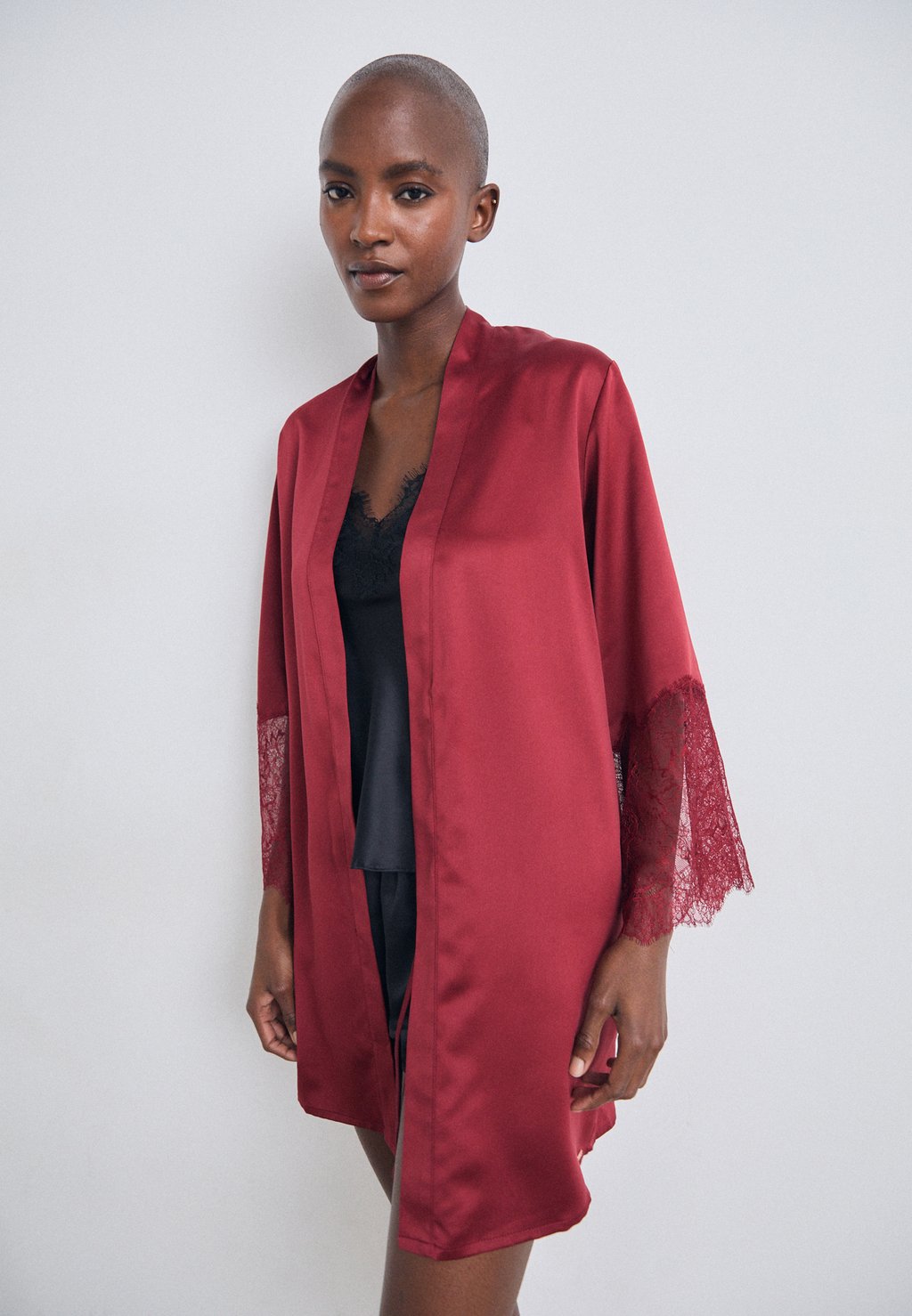 

Халат KIMONO CAMILLE Hunkemöller, темно-красный