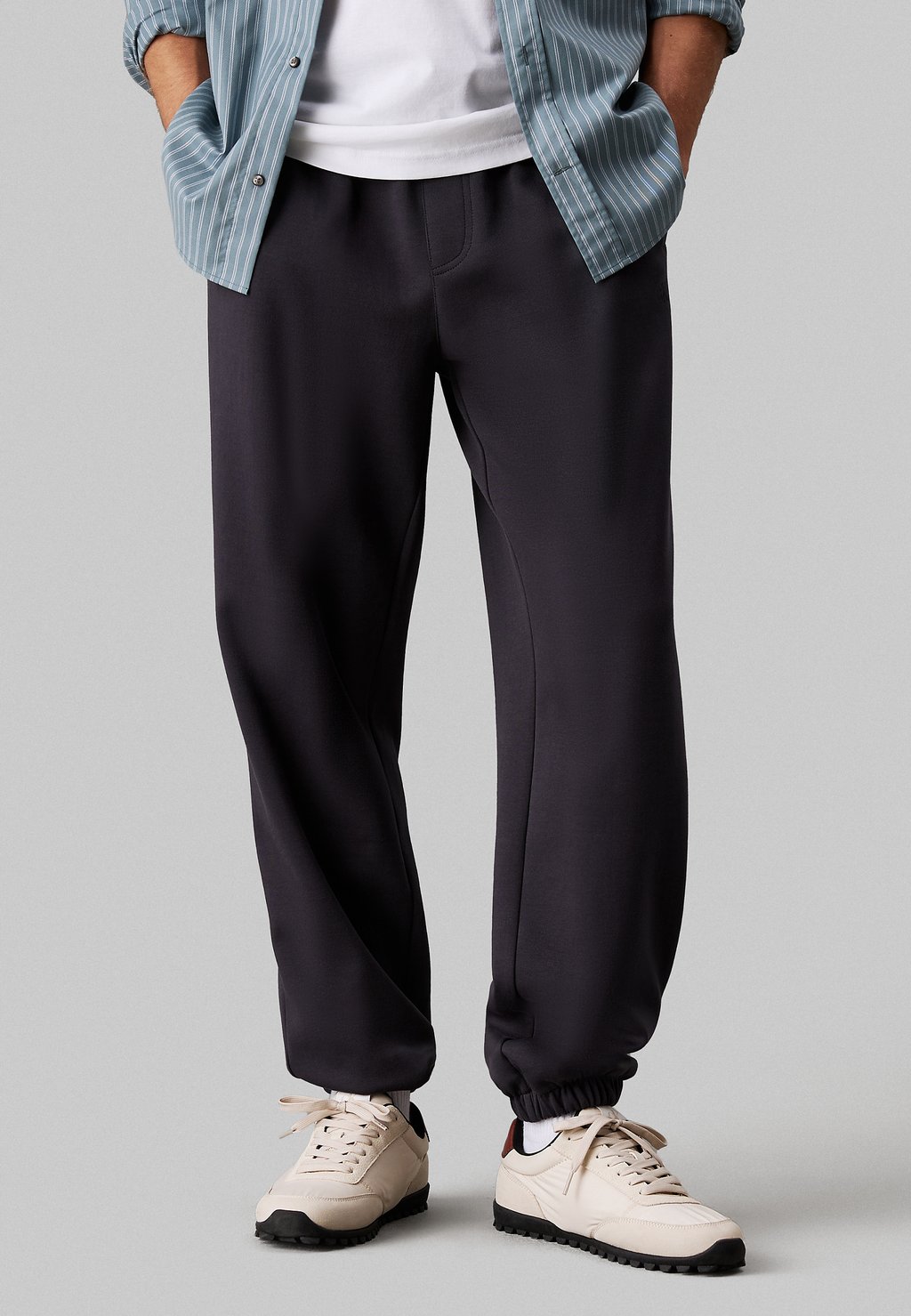 

Спортивные штаны INTERLOCK Calvin Klein Jeans, черный